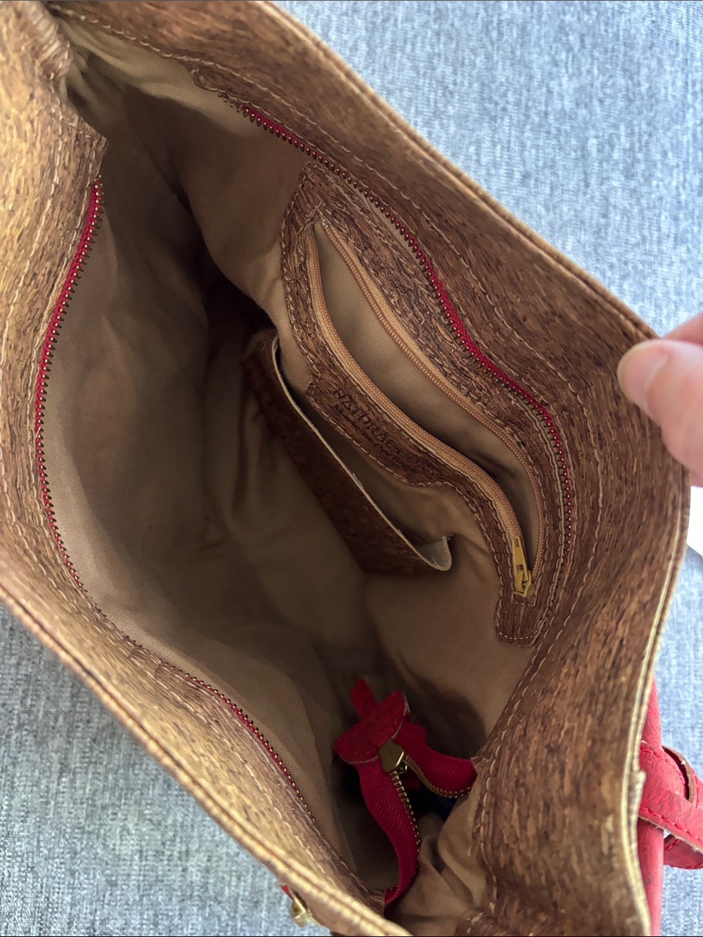 ARTELUSA natural cork Brown and Red Women's Shoulder Bag with Gold Accent - Picture 4 of 4